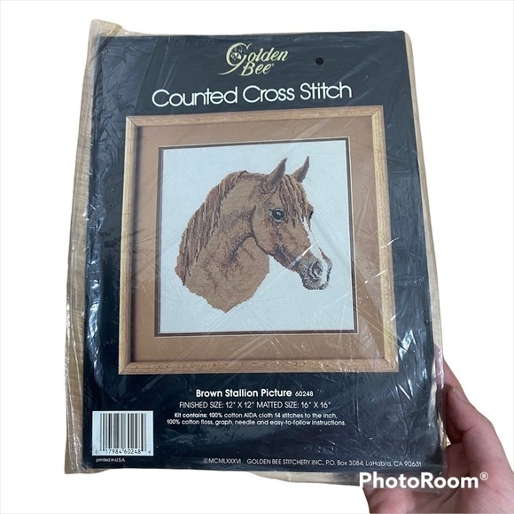 Golden Bee Cross Stitch Pattern Brown Stallion Picture Craft - Picture 1 of 3